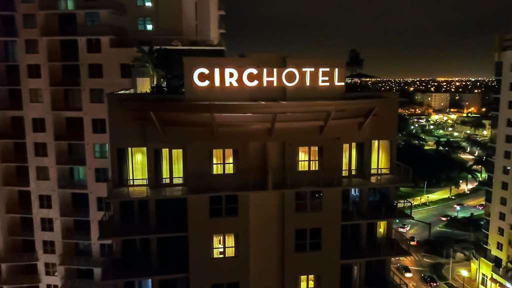 The Circ Powered By Sonder Hotel Hollywood Servis gambar